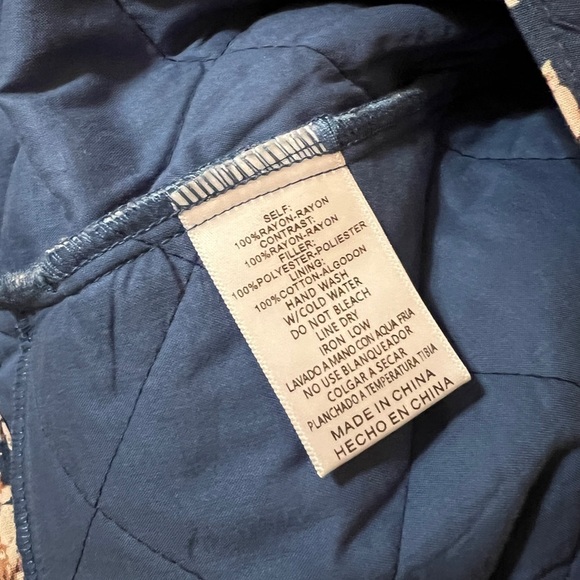 Listicle | NWOT Ditzy Floral Print Bow Tie Front Quilted Jacket Coat Size L - Picture 11 of 13